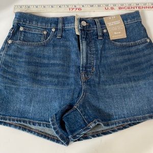 Madewell  -The Perfect Jean Short - Size 29